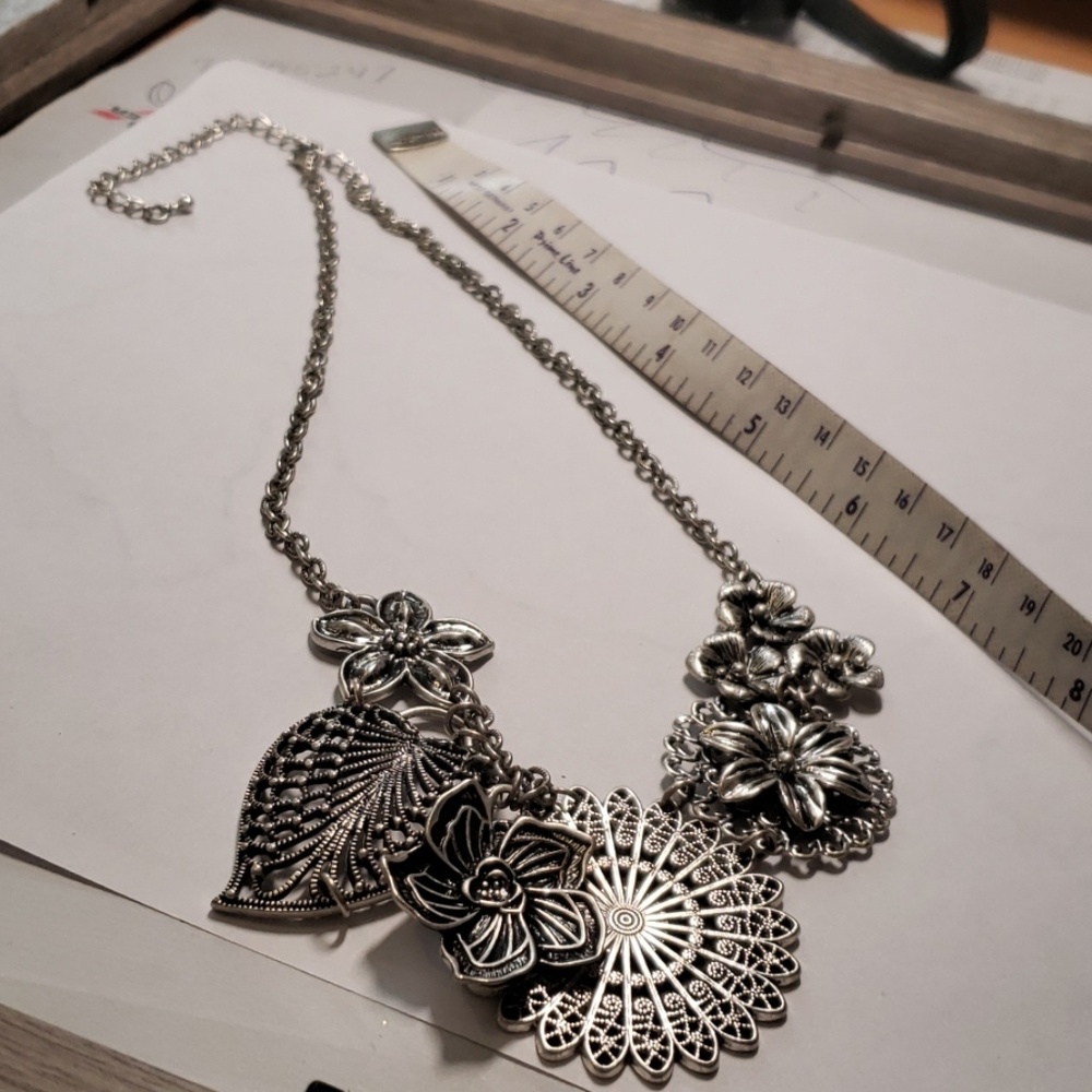 Silver toned Statement necklace